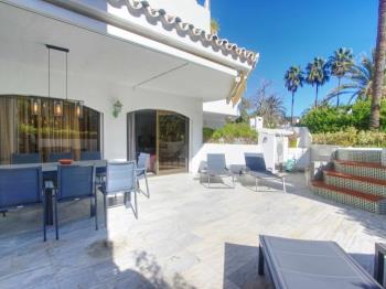 2033 modern 3 Bed large Terrace with sun loungers - Apartment in Marbella